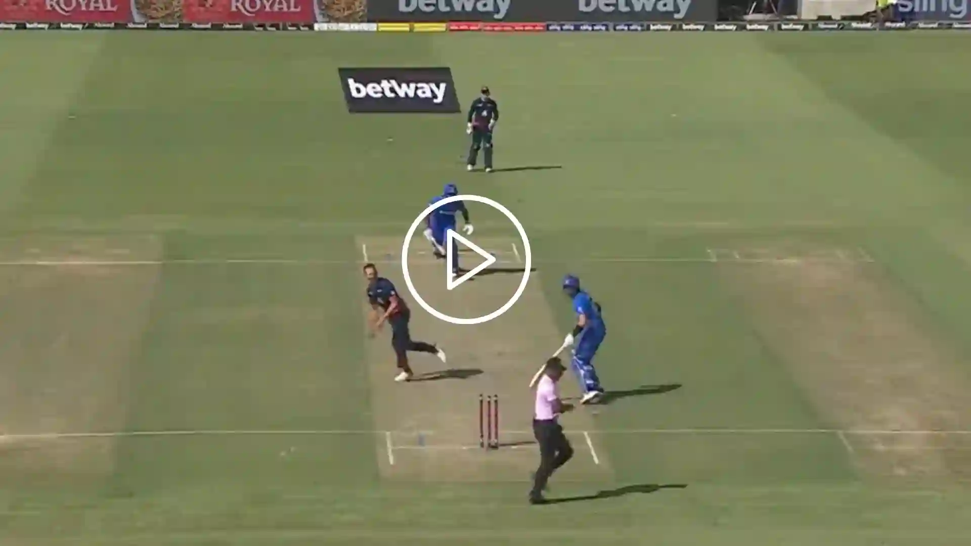 [WATCH] Justin Dill's Back Heel Skills Runs Out David Wiese In MLC 2023 Eliminator